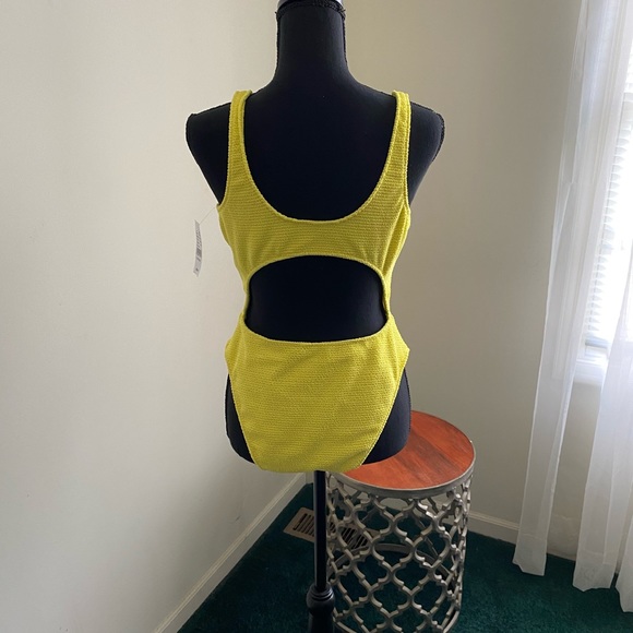 LA Hearts by PacSun Camila Keyhole Scrunch - Picture 4 of 7